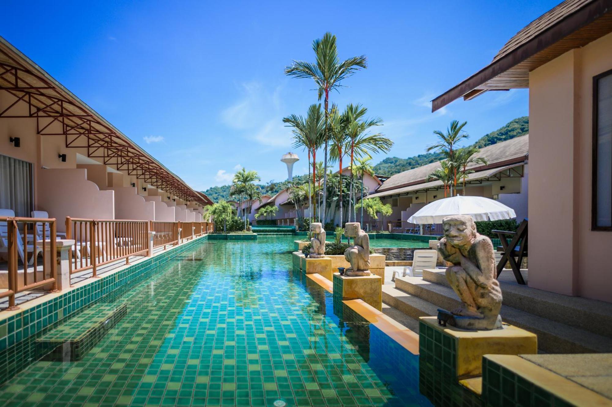 Phuket Kata Resotel Habitación foto