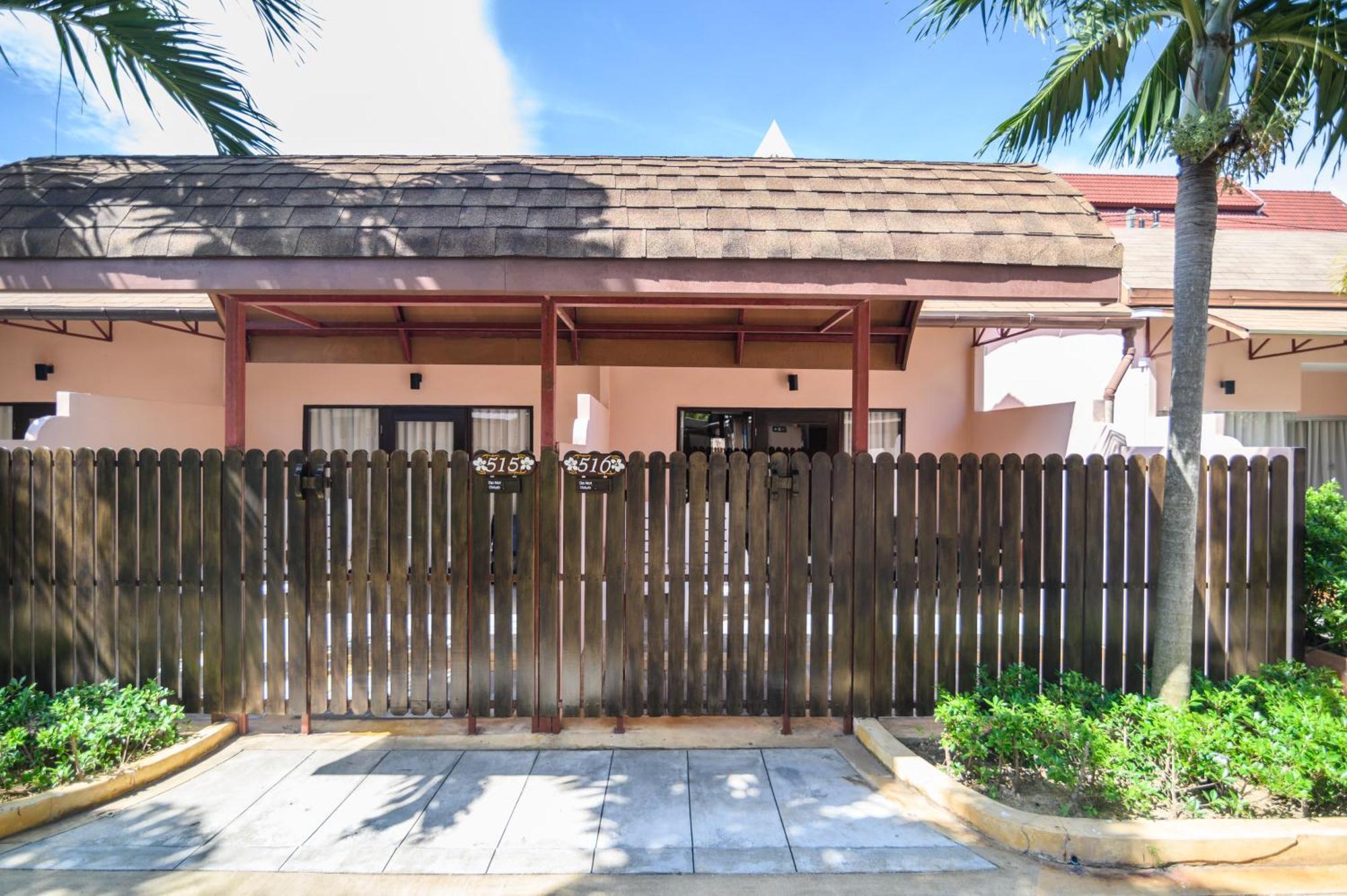 Phuket Kata Resotel Habitación foto